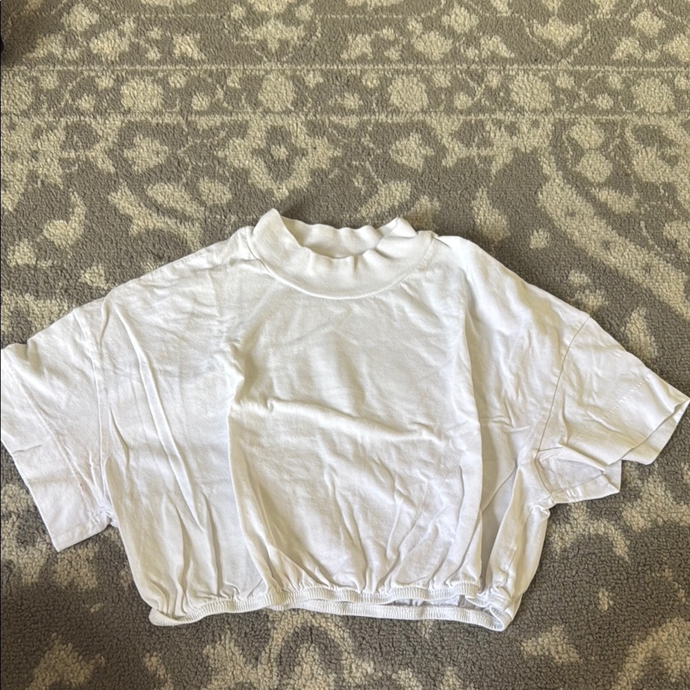 ALO Yoga White Crop Top